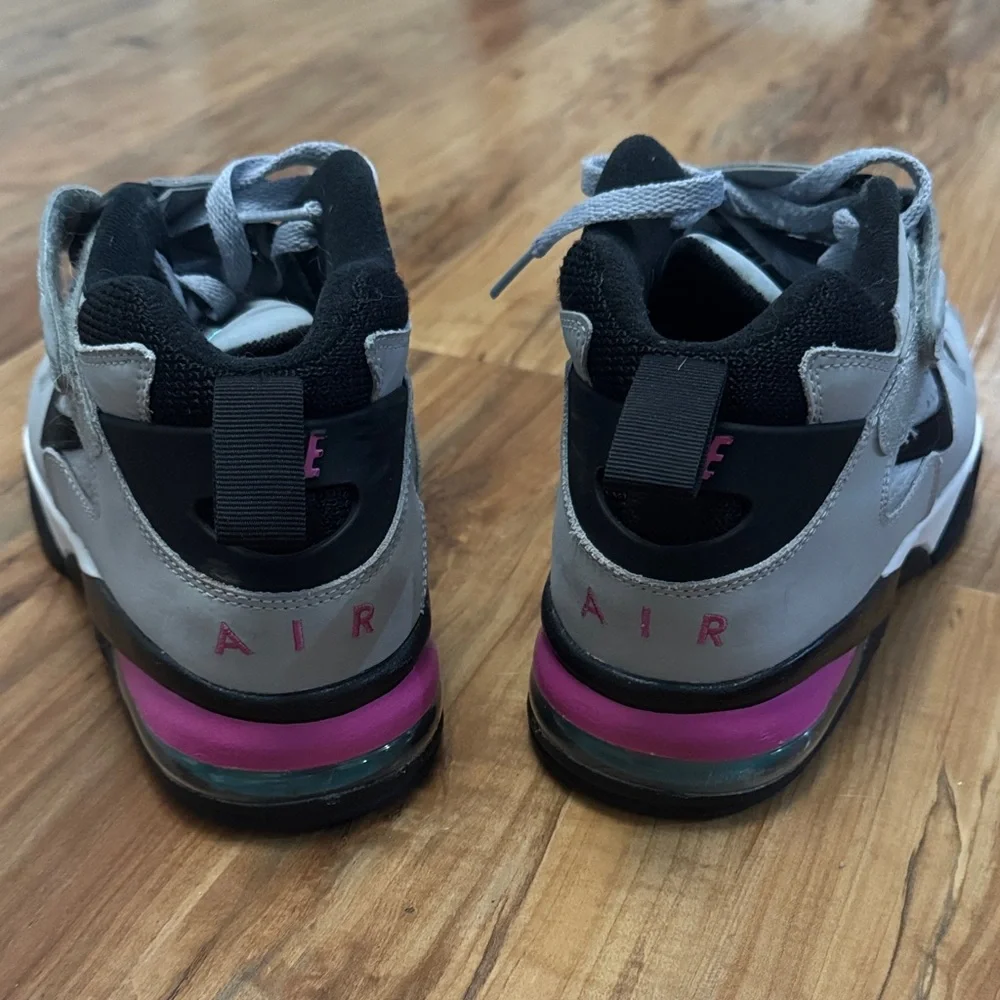 Nike Air Men's Sneakers in Gray with Black, Purple, and Teal Accents - Picture 2 of 5